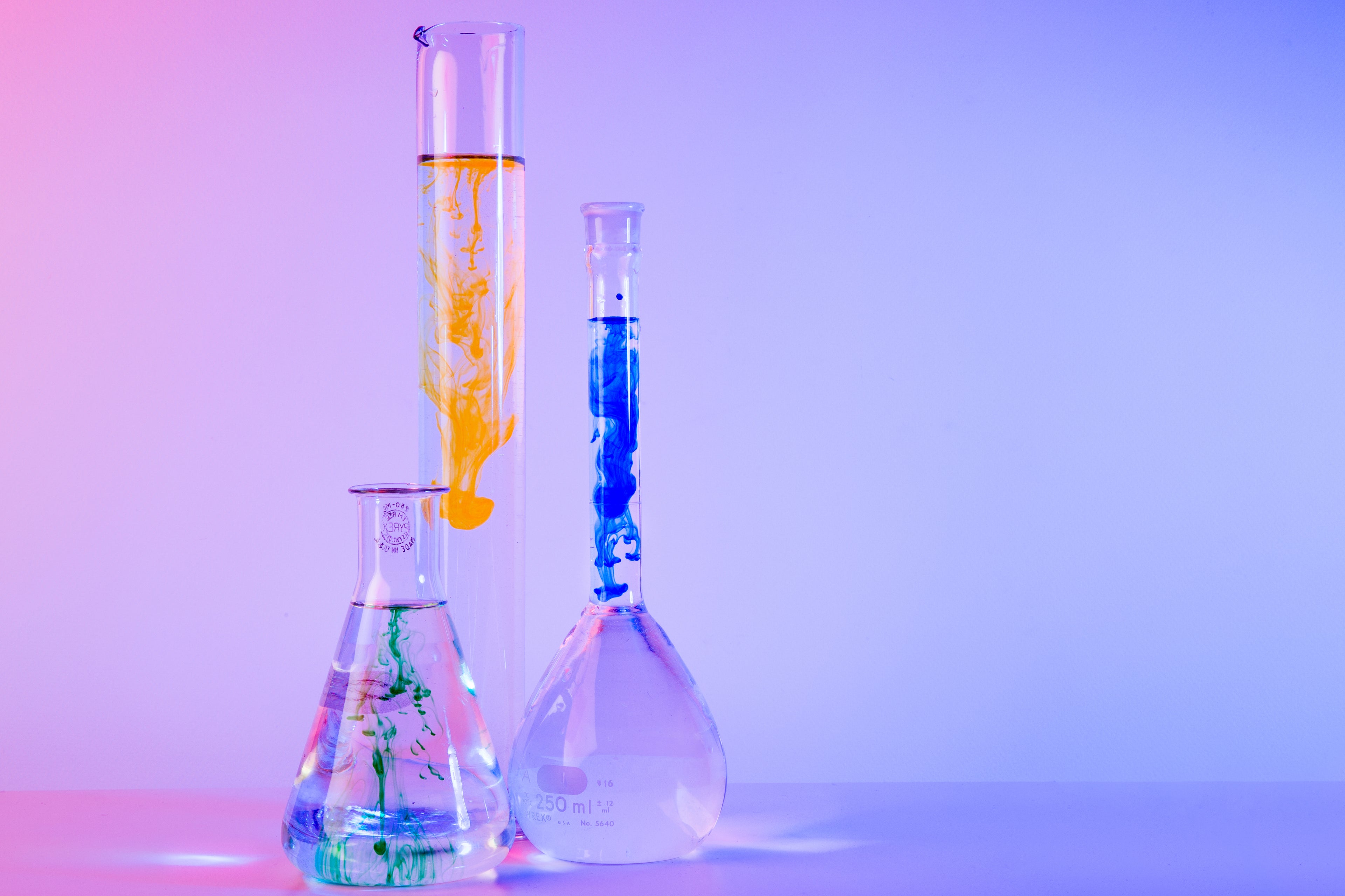 Beaker solutions with added colours